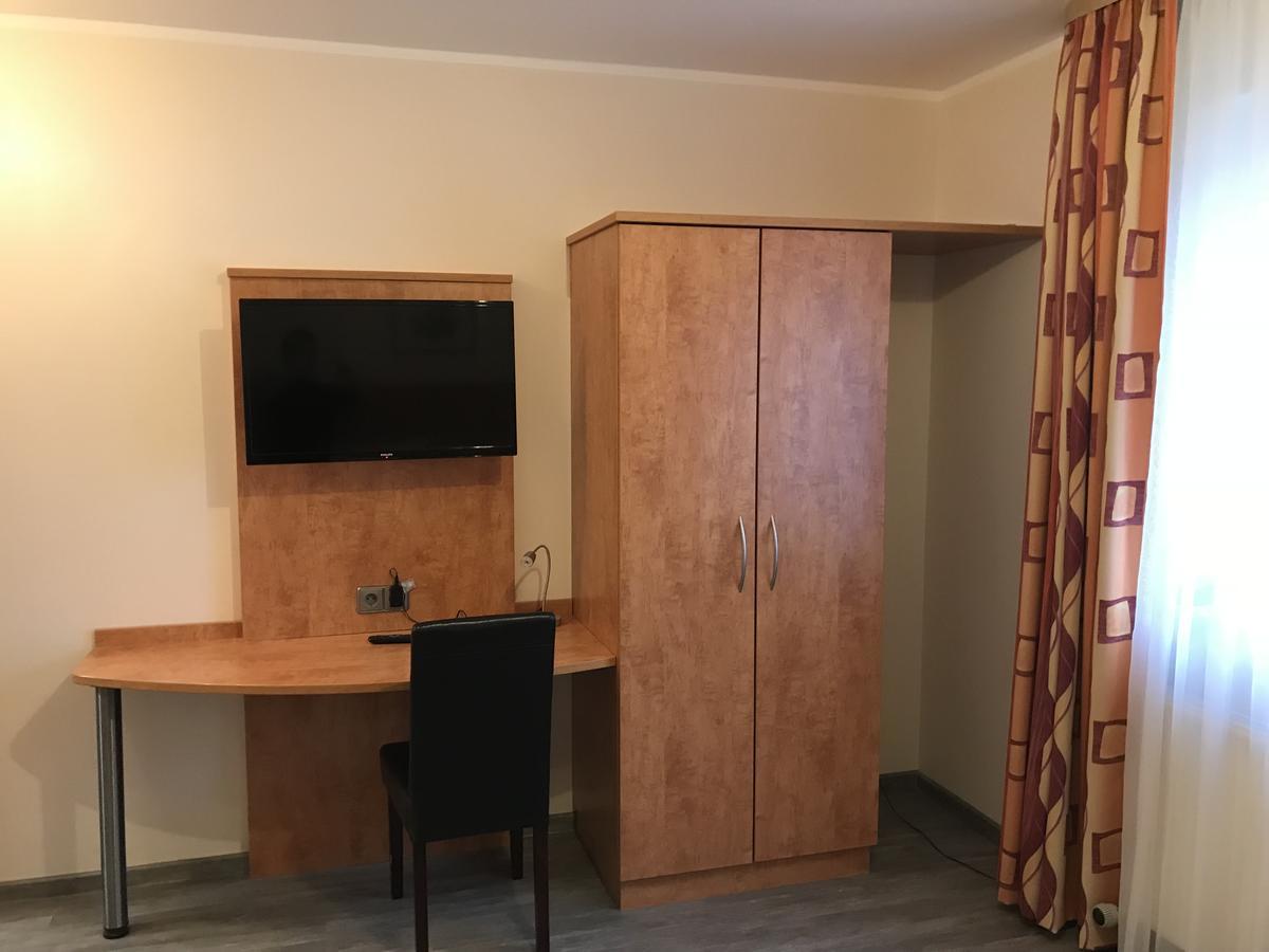 Apartment-Pension Schwalbennest Herzogenaurach Buitenkant foto